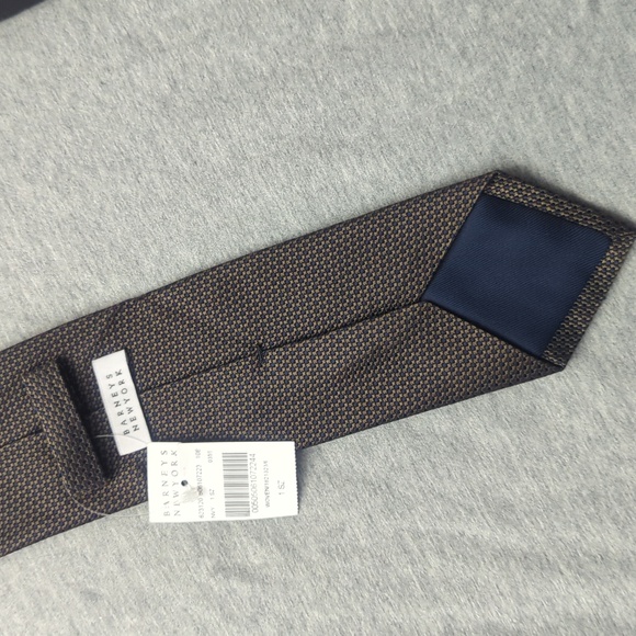 BARNEYS silk tie - Picture 1 of 3